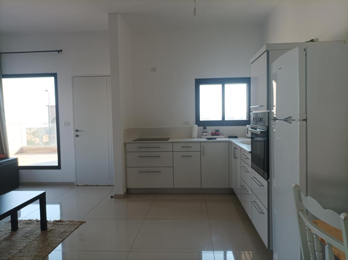 Apartamento נוגה בגולן Qaşrīn Exterior foto